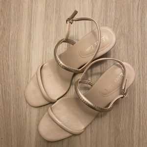 Essex Lane Rachela Wedge Sandal Women Size 8